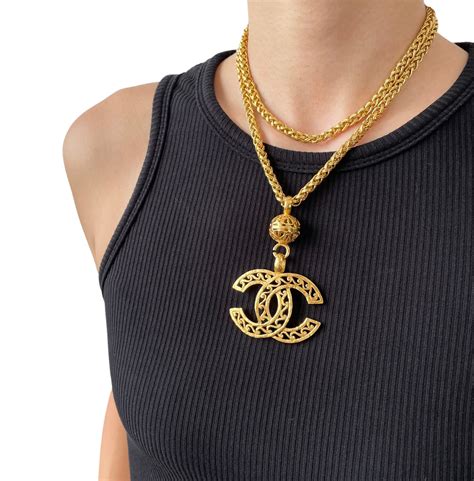 necklace chanel nel 2024 